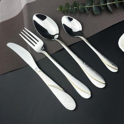 WF424 flatware set 